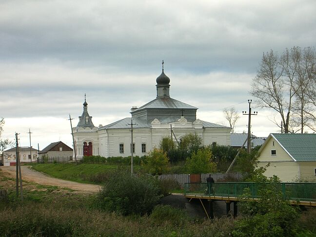 Сима. Церковь