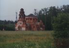 Троицкая церковь в селе Аверкиево. Июнь 1996