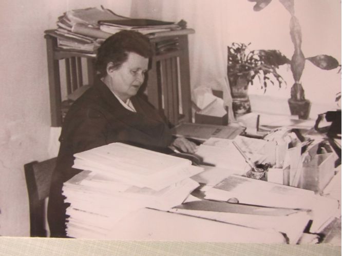 Богаткова Лариса Сергеевна в рабочем кабинете. 1978 год. 