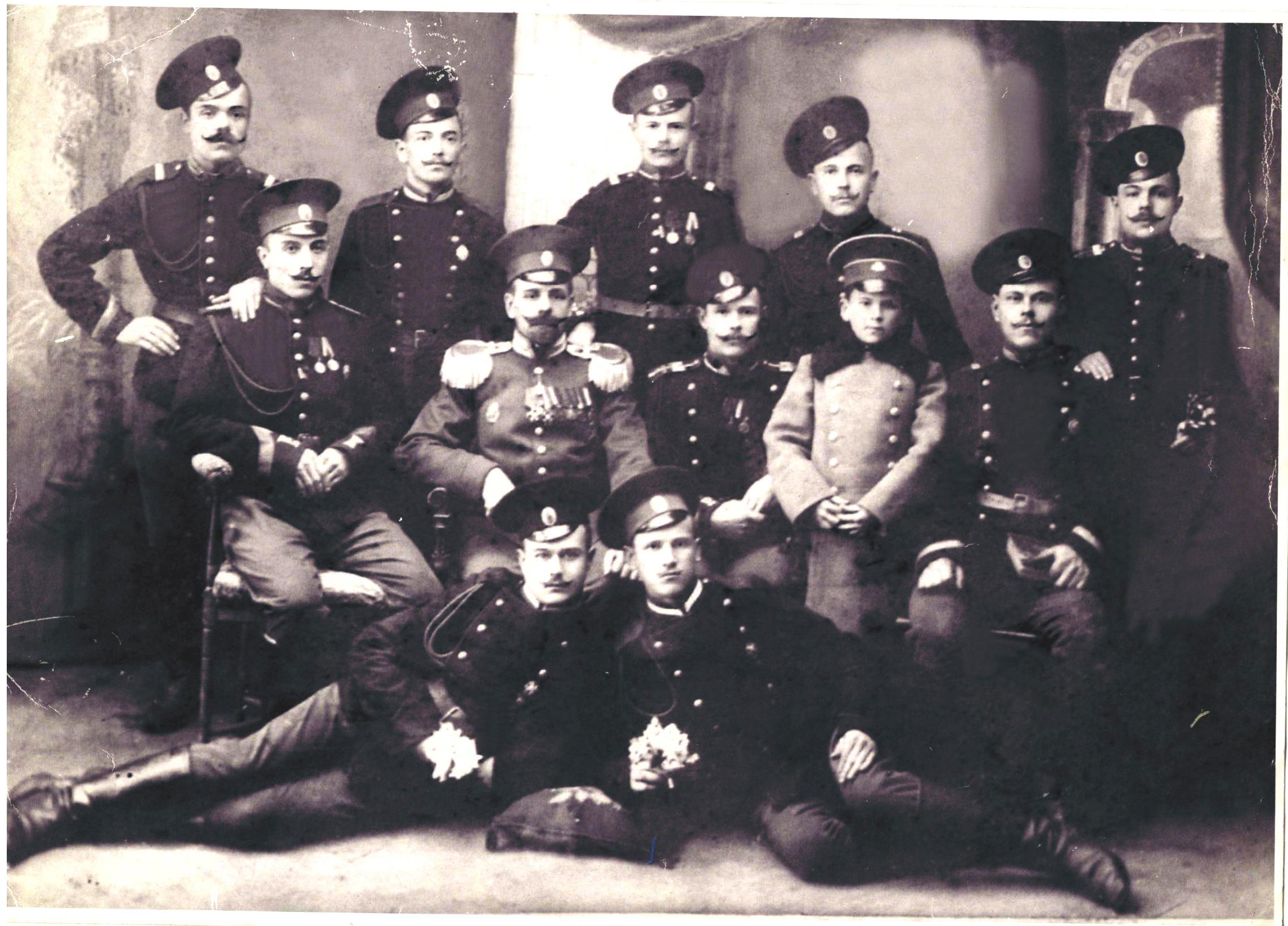 Фото дореволюционных военных из семейного архива Ванциновых