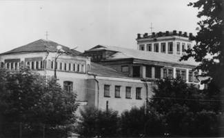Ленская фабрика в Павловском Посаде. Фото 1992 года 