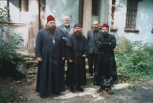 Группа старообрядцев в Ногинске. 2005 