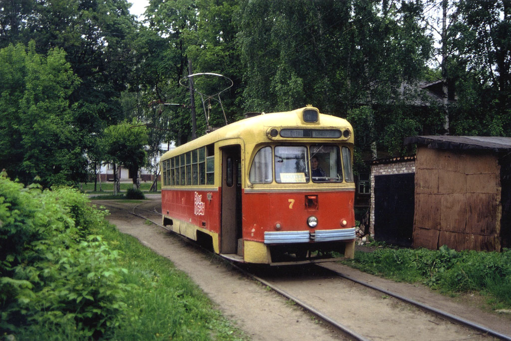 Вагон 7 - бывший 40 - на линии. Фото: Wilfried Wolf, 21.5.1996.