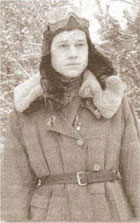 Алексей Михайлович Архиереев, гвардии младший лейтенант штурмового авиаполка. Погиб 20 августа 1944 года. Декабрь 1943 года. Трудовой фронт.