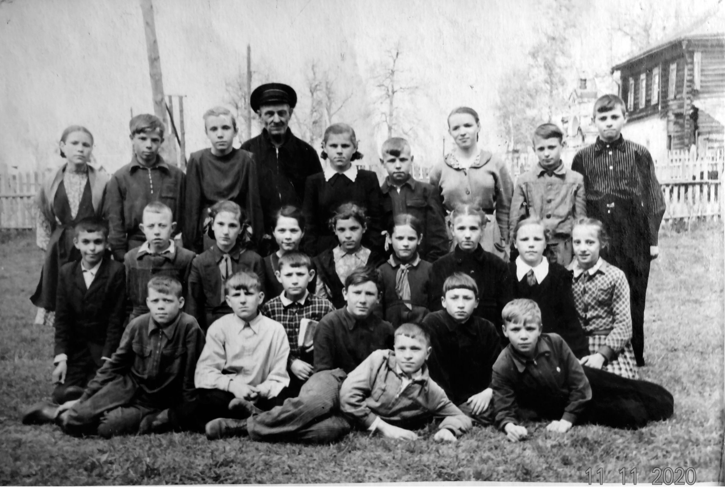 7 класс Ямкинской школы,  выпуск 1957 г. 