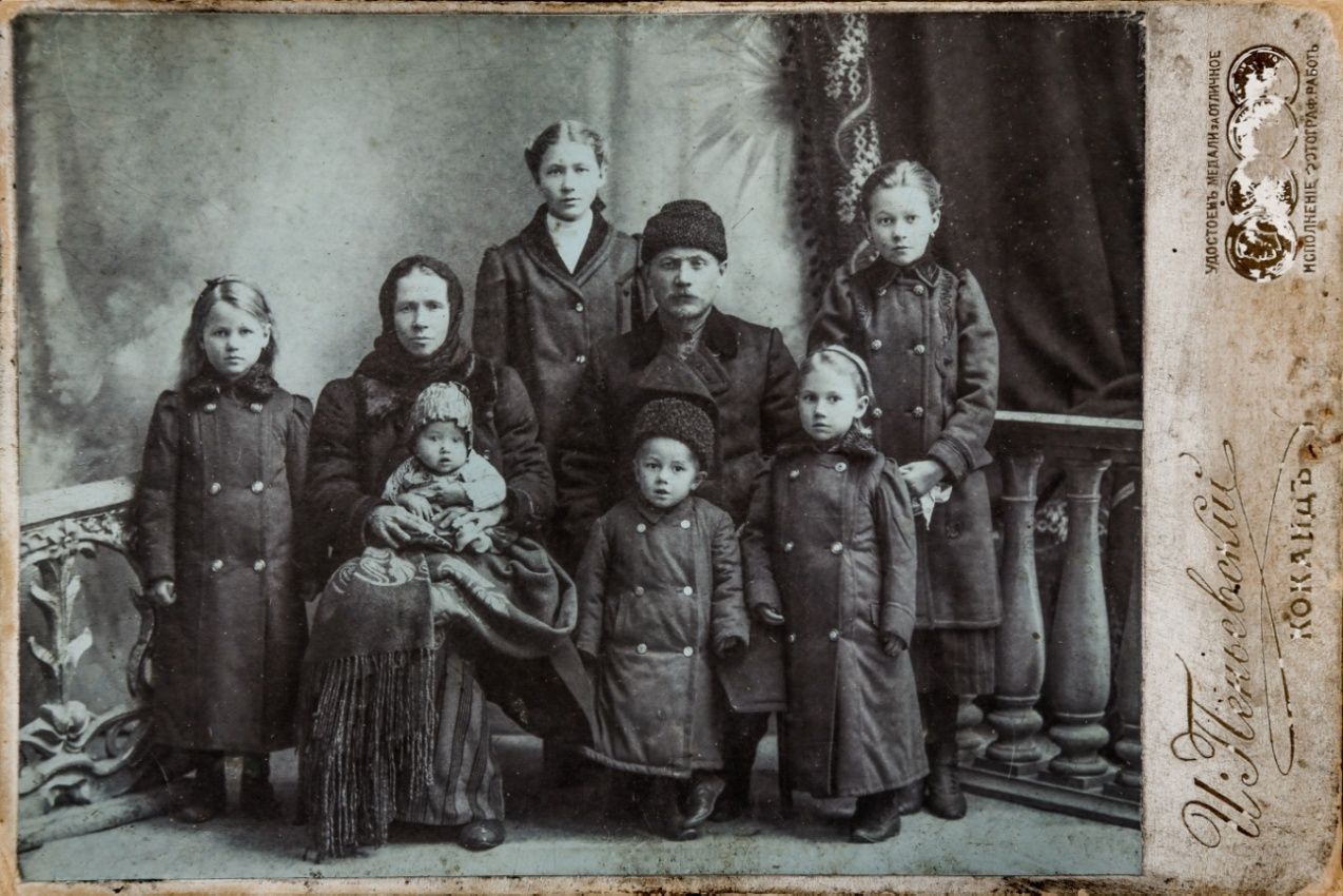 Семья Шапошникова Андрея Алексеевича, 1910 год