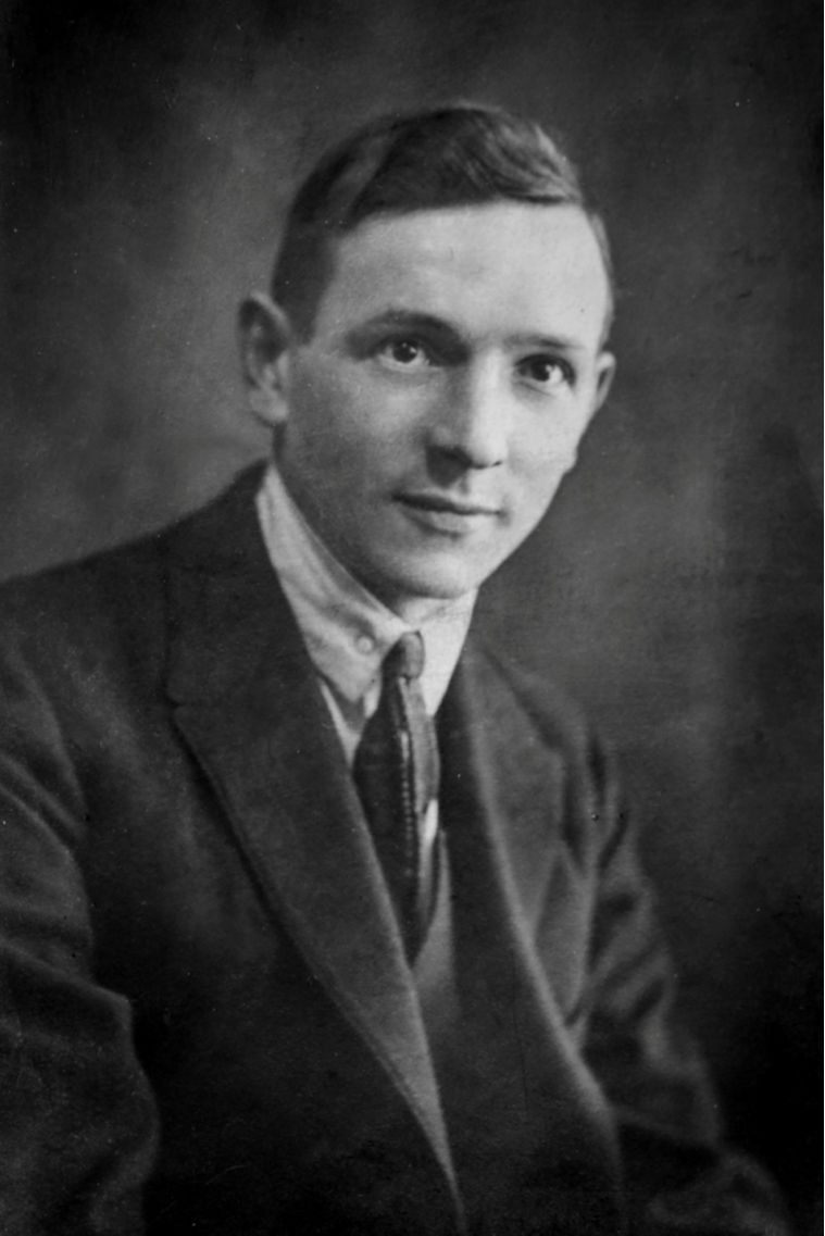 Иоганн Брунмиллер.  Ок. 1924г