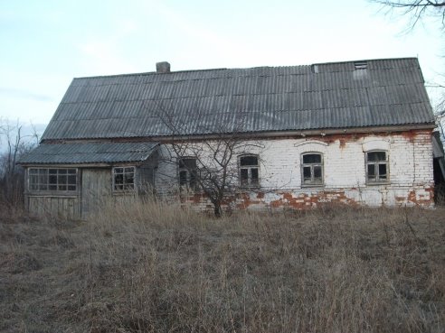 Дедовский дом в д. Кирилловка, откуда уходили воевать дед и дядя