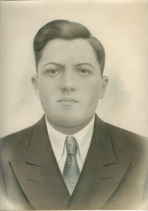 Василий Егорович Голоднов (1923-1942)