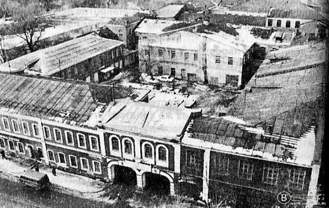 «Самомазка», комплекс Морозовских зданий в центре местечка Никольское