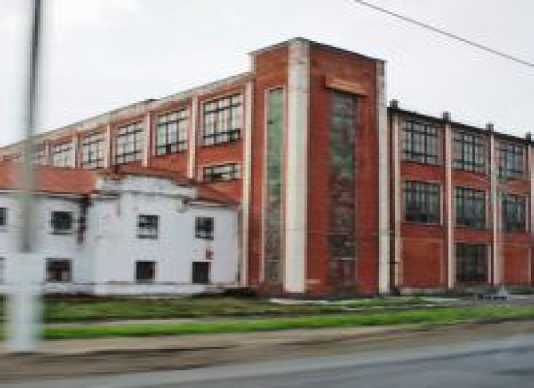 Старое здание Городищинской фабрики.