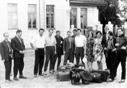 Участники всесоюзной школы по неизотермической кинетике (Новосибирск, начало 70-х). И.П. Боровинская - четвертая справа
