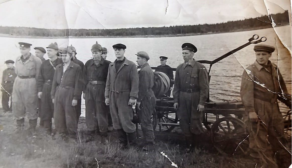 Соколовская ДПД на соревнованиях на Ямкинском озере. 1950-е годы