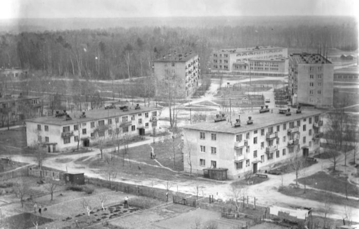 Совхозный поселок строится. 1960-е годы