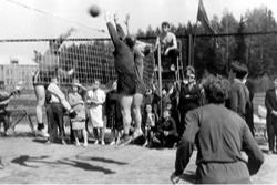 На спорткомплексе у озера. 1960-е года