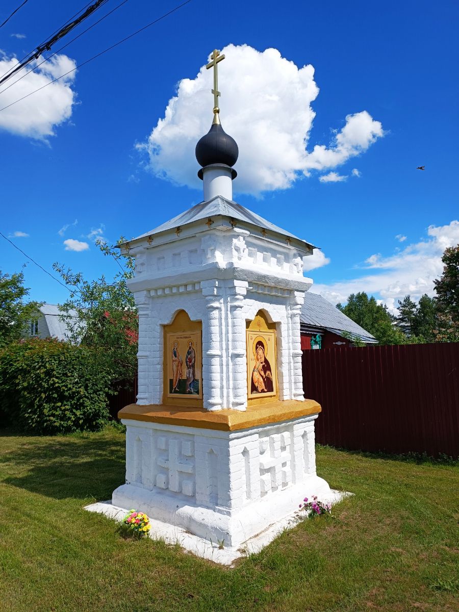Часовня в деревне Дальней