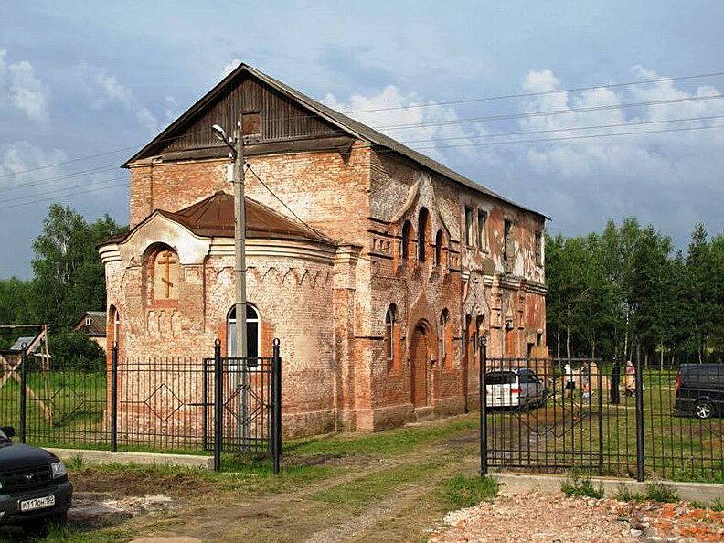 Храм св. Анны Кашинской в Кузнецах 