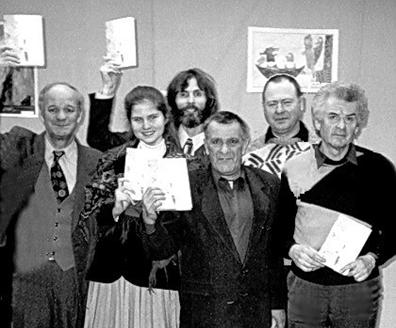 На презентации Антологии, 26 дек. 1999 г.: В. Тарасов, М. Расторгуева, В. Ситнов, Н. Пауков, В. Белов, В. Купцов. 